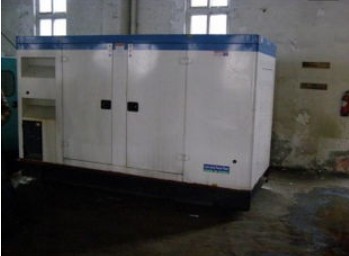 德庆康明斯150kw大型柴油二手发电机组 德庆康明斯150kw大型柴油二手发电机组